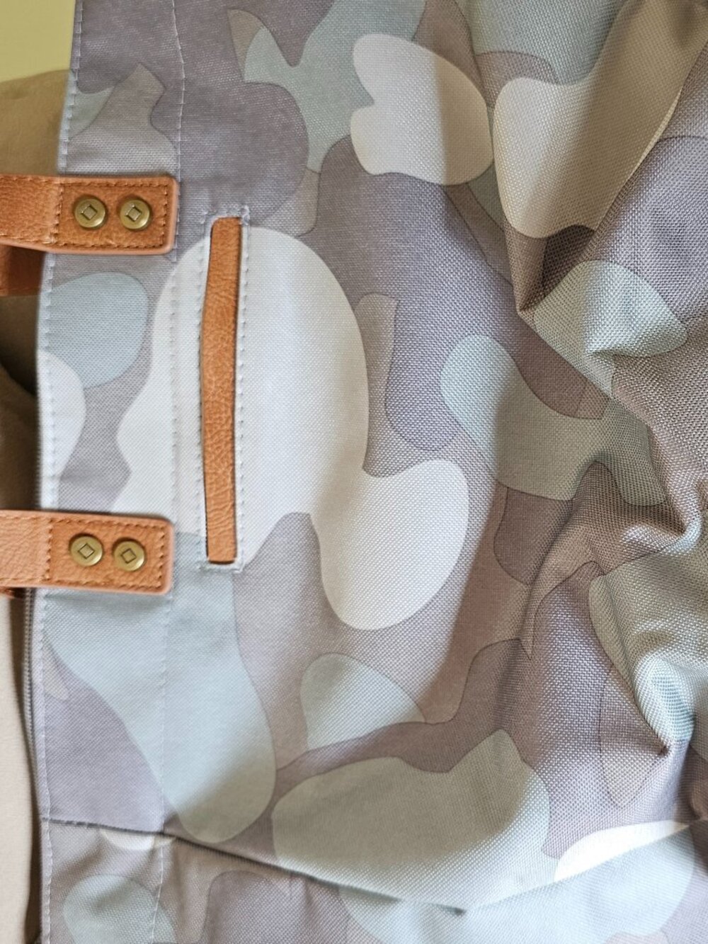 Thirty One Soft Camo Tote Bag